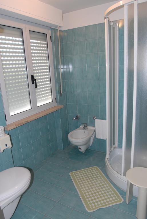 Hotel Sole Giulianova Bagian luar foto