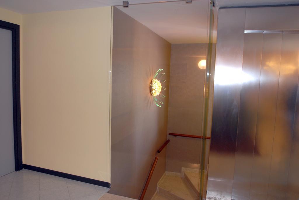 Hotel Sole Giulianova Bagian luar foto
