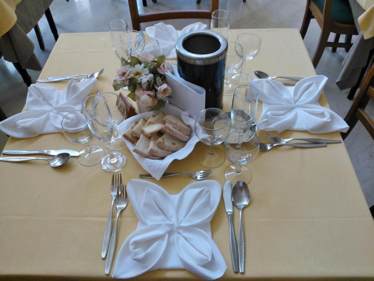 Hotel Sole Giulianova Bagian luar foto